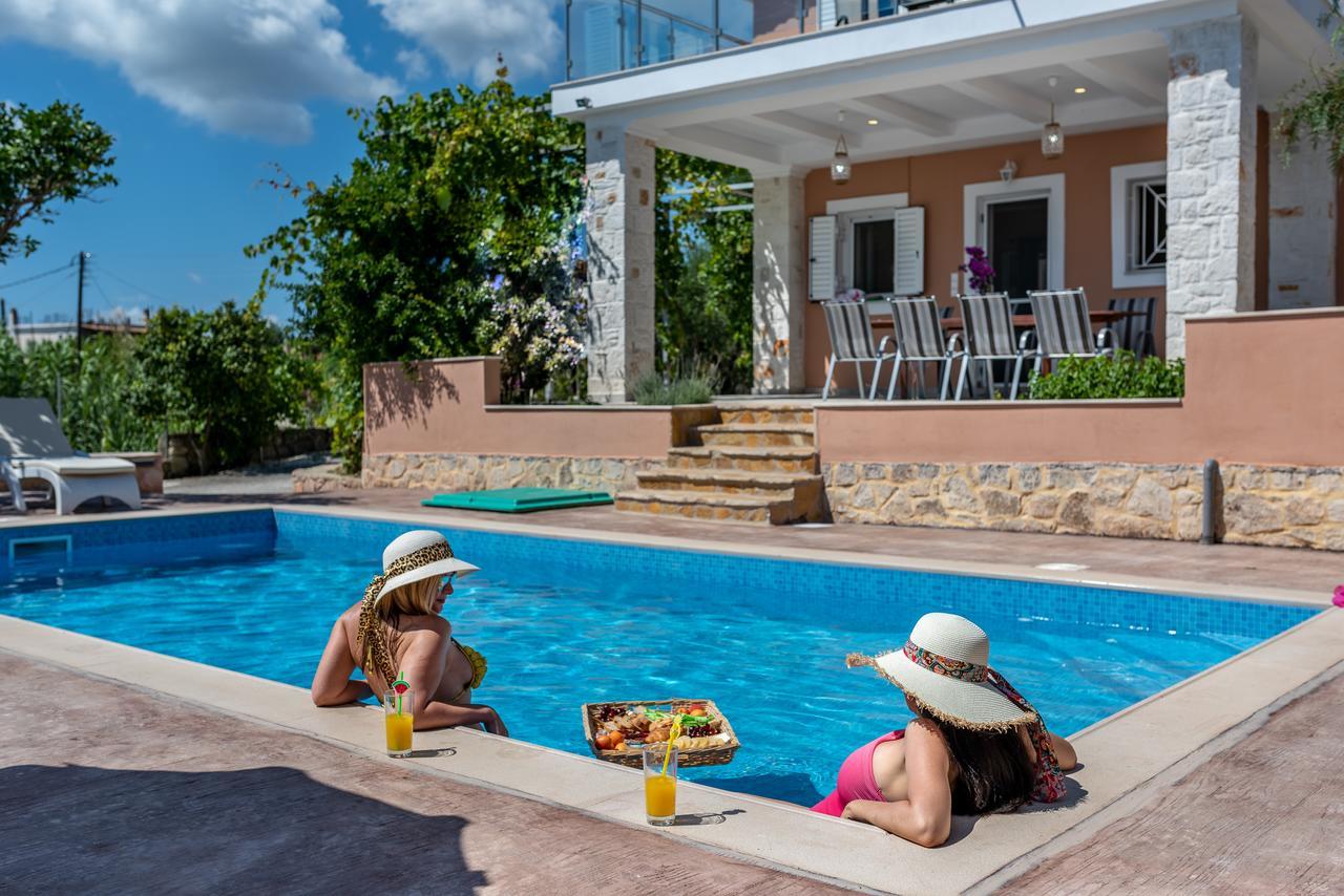 Romírion Villa Antonio מראה חיצוני תמונה